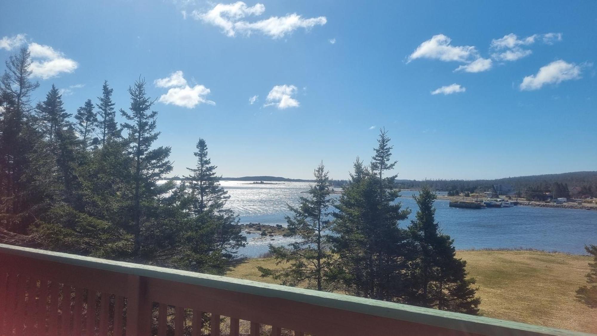 Oceanfront Apartments Port Dufferin ภายนอก รูปภาพ